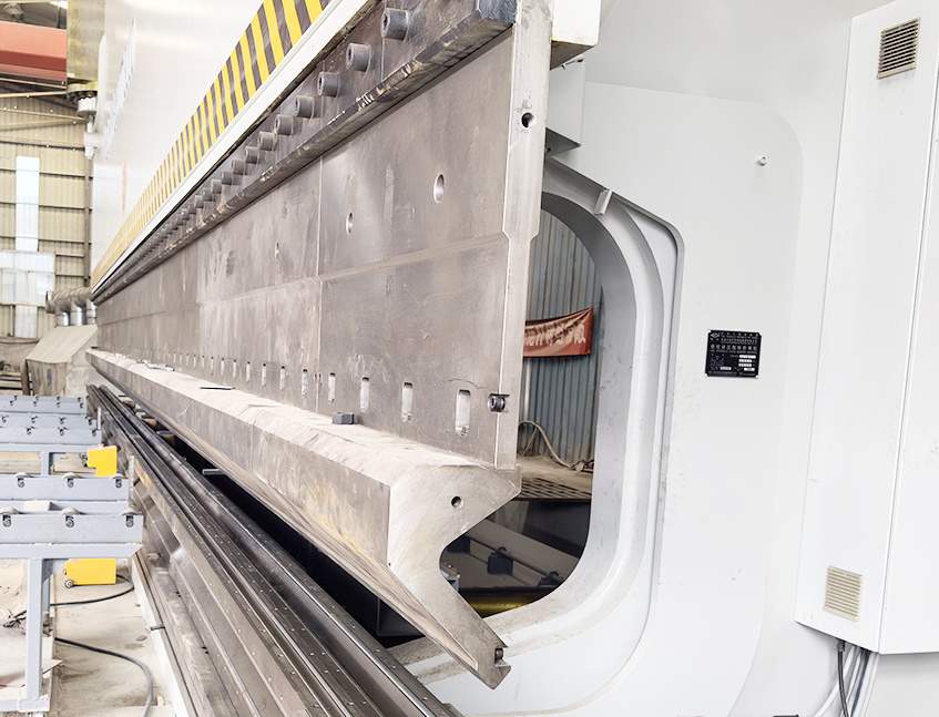 WE67K-2000T13000 CNC Press Brake